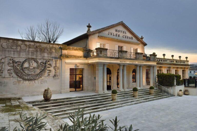 hotel-jules-cesar-arles-mgallery-1lieu1salle-seminaire-facade.jpg