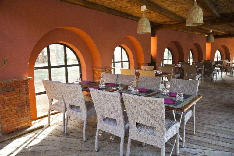 hotel-kilina-1lieu1salle-restaurant-reunion-evenements-congres.jpg