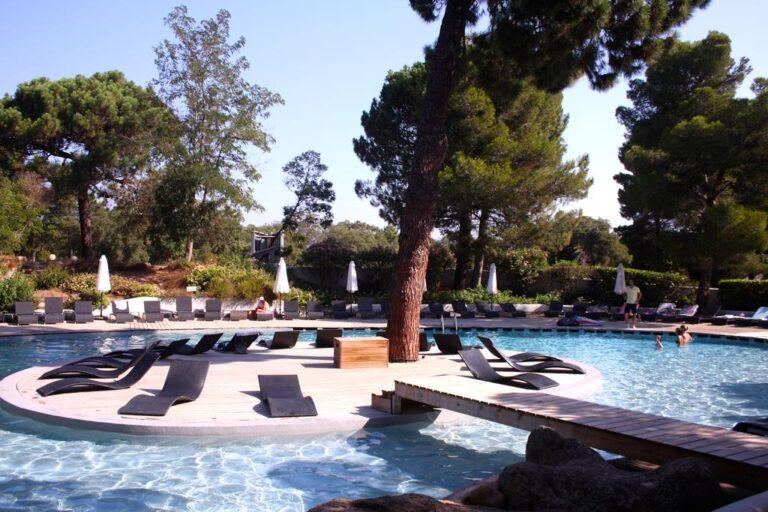 hotel-kilina-1lieu1salle-restaurant-seminaire-convention-reunion-meeting.jpg