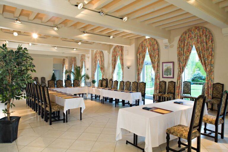 hotel-les-1lieu1salle-seminaire.jpg
