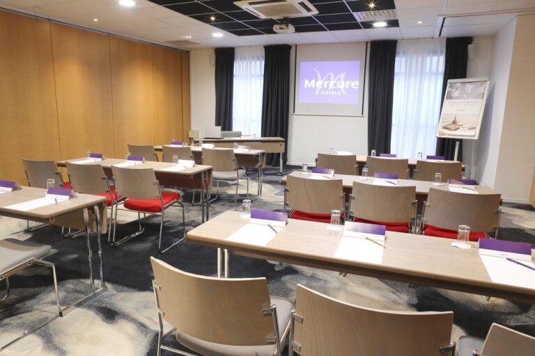 hotel-mercure-blois-1lieu1salle-restaurant-salle-de-conference.jpg