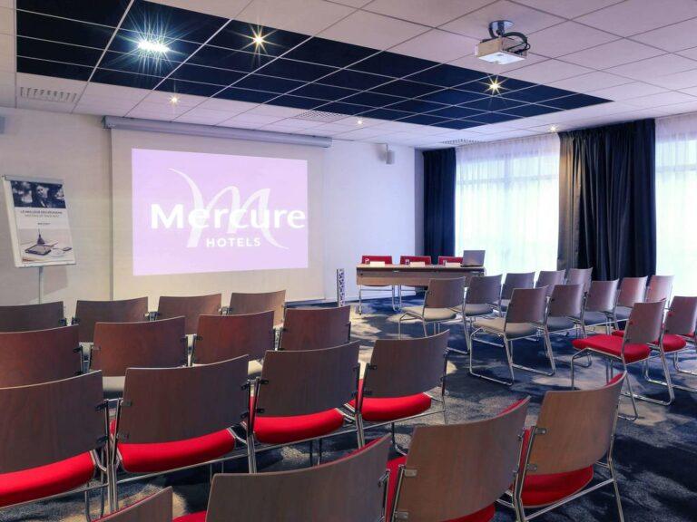 hotel-mercure-blois-1lieu1salle-restaurant-salle-de-reunion.jpg