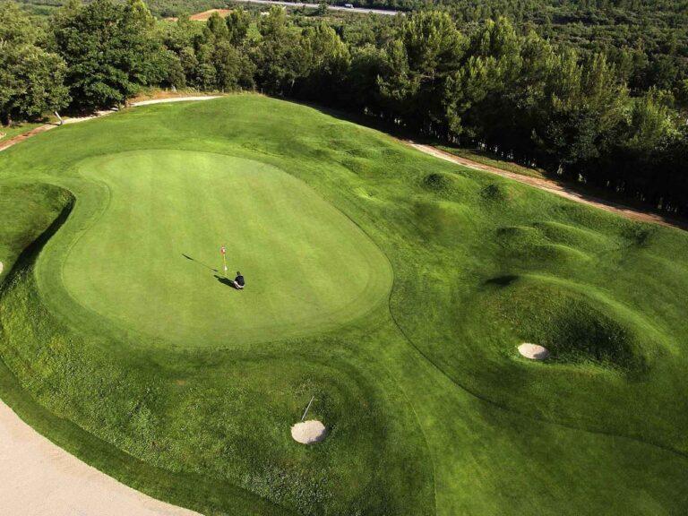 hotel-mercure-brignoles-golf-de-barbaroux-17.jpg