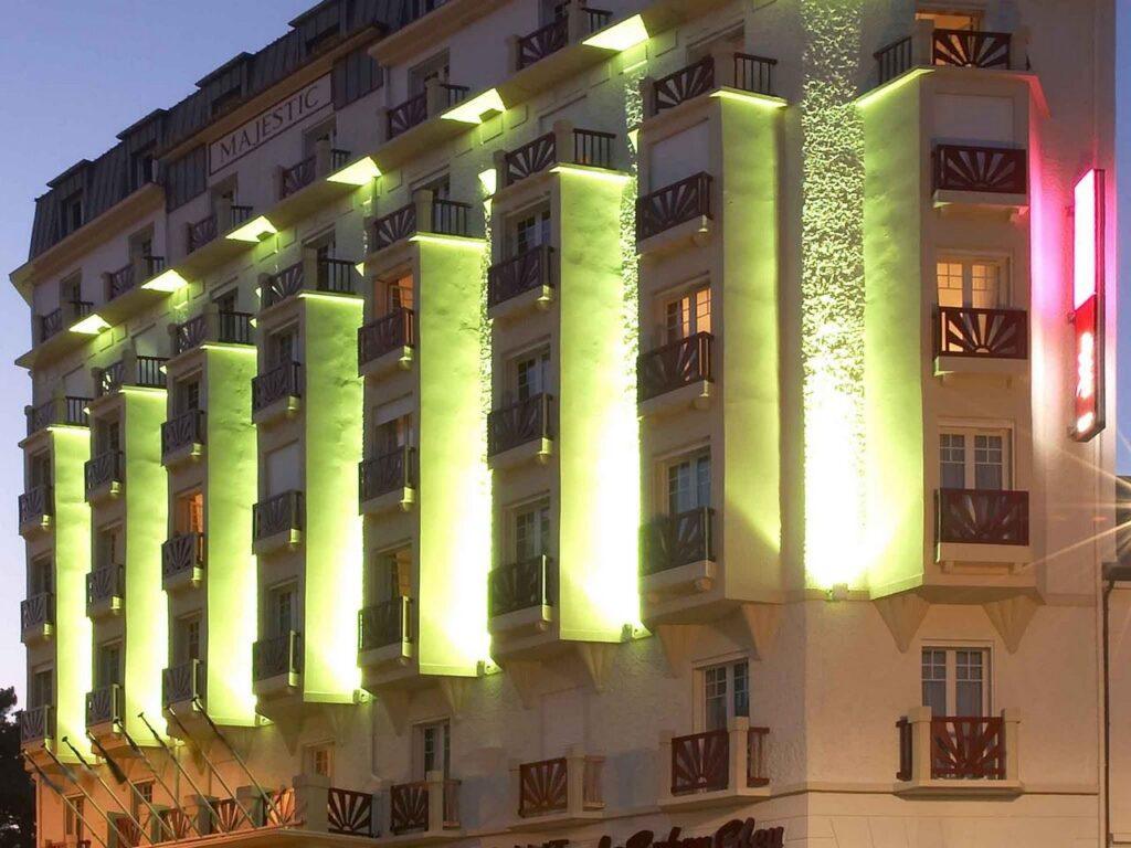 hotel-mercure-la-baule-majestic-1lieu1salle-facade-exterieure.jpg