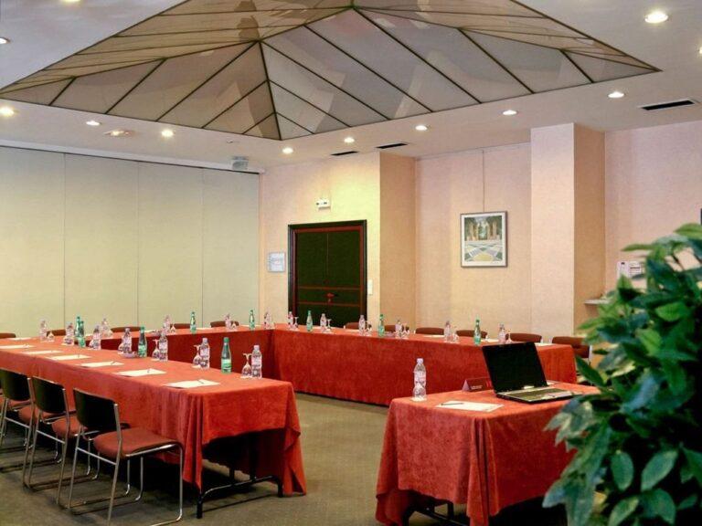 hotel-mercure-royal-limousin-1lieu1salle-salle-seminaire.jpg