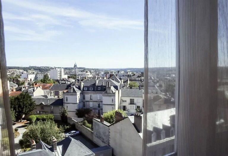 hotel-mercure-royal-limousin-1lieu1salle-vue-chambre.jpg