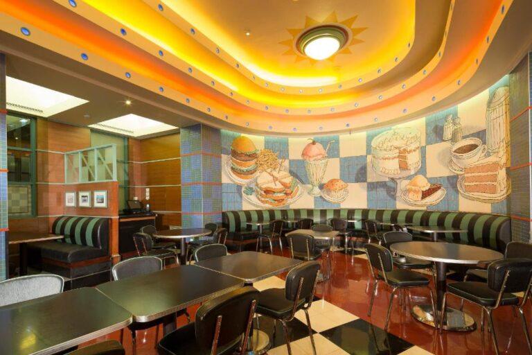 hotel-new-york-1lieu1salle-restaurant.jpg