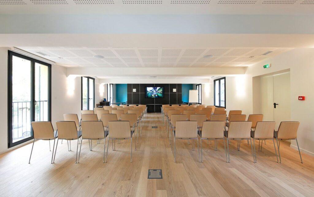 hotel-pigonnet-1lieu1salle-salle-convention.jpg