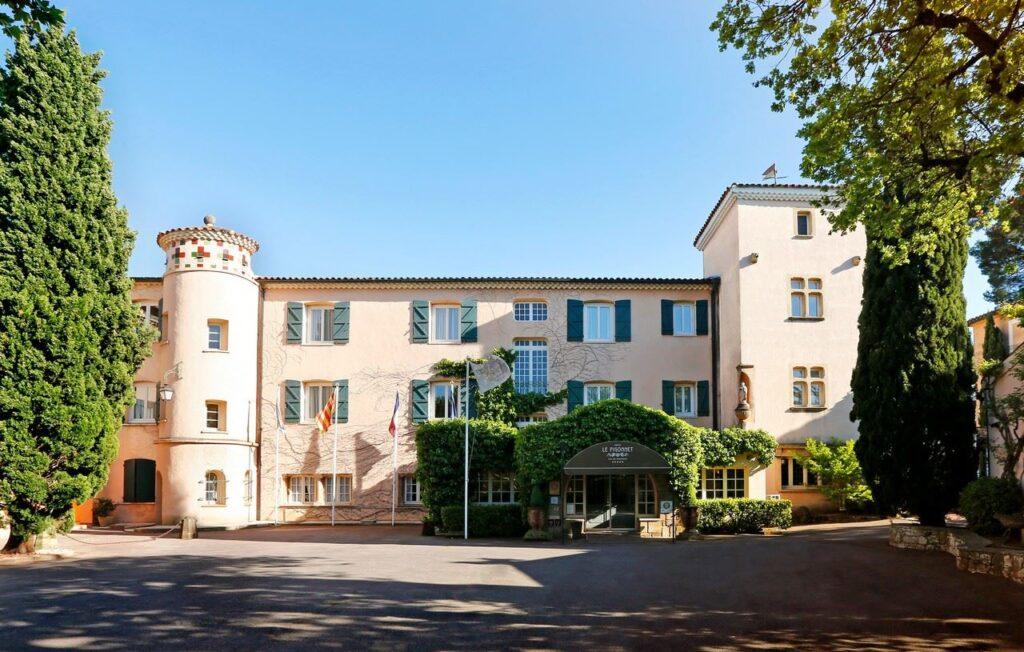 hotel-pigonnet-1lieu1salle-seminaire-facade.jpg