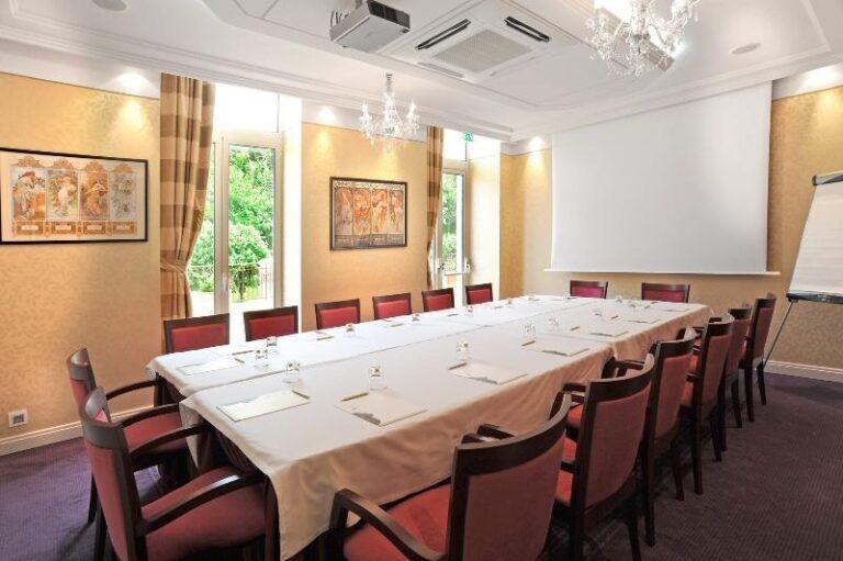 hotel-princesse-flore-1lieu1salle-hotel-restaurant-reunion.jpg