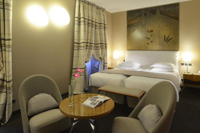 hotel-regent-petite-france-1lieu1salle-restaurant-chambre.jpg