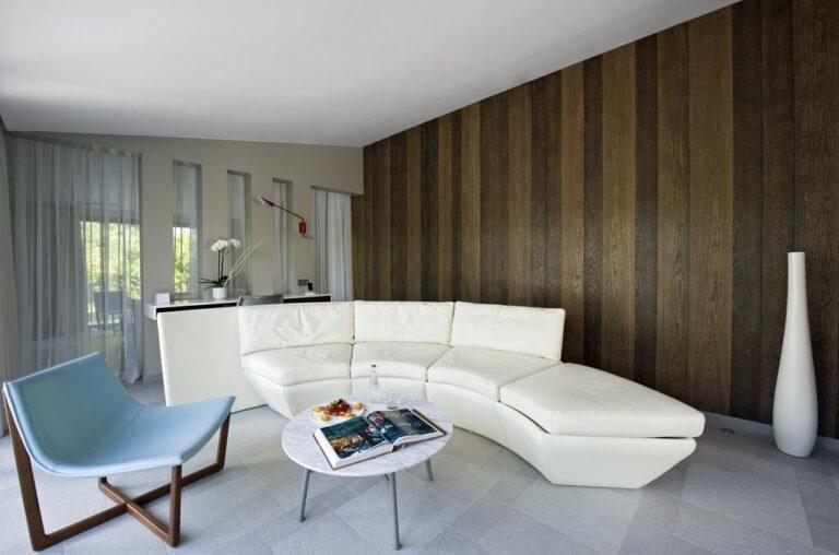 hotel-sezz-saint-tropez-1lieu1salle-salon.jpg