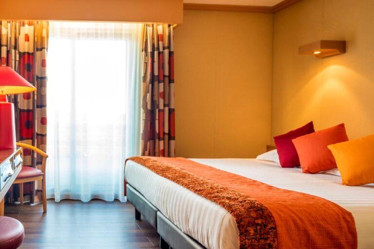 hotel-spa-du-beryl-de-saint-brevin-l-ocean-1lieu1salle-hotel-restaurant-chambres.jpg
