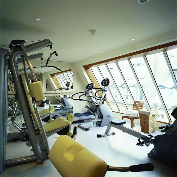 hotel-westminster-1lieu1salle-restaurant-hotel-salle-de-fitness.jpg