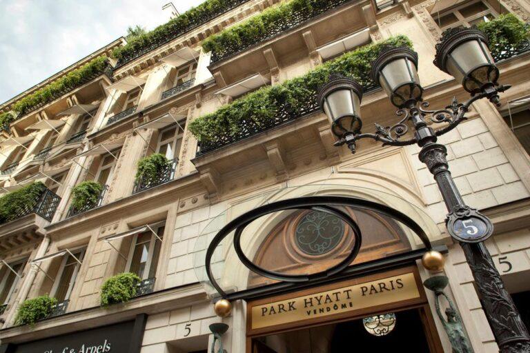 hyatt-paris-vendome-1lieu1salle-restaurant-hotel-conference-facade.jpg