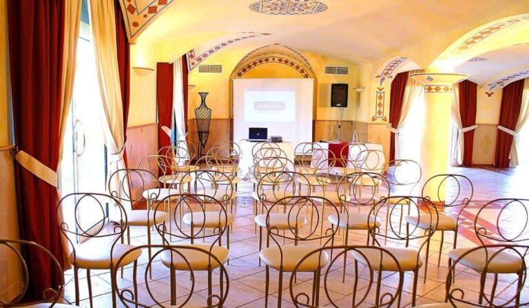 hotel-ostella-spa-restaurant-1lieu1salle-seminaires.jpg