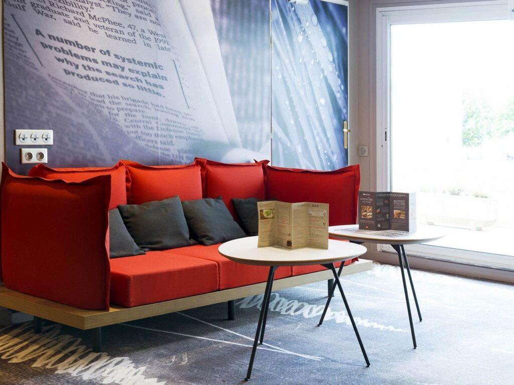 ibis-laval-le-relais-d-armor-1lieu1salle-restaurant-hotel-detnte.jpg