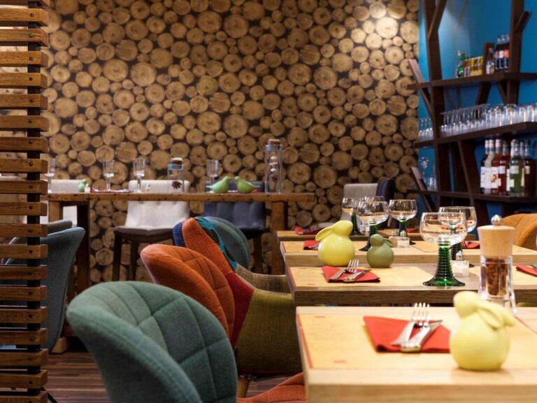 ibis-styles-chaumont-centre-gare-1lieu1salle-hotel-restaurant-salon.jpg