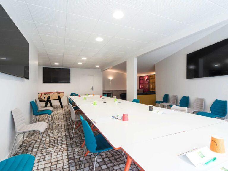 ibis-styles-la-rochelle-centre-1lieu1salle-hotel-restaurant-salle-de-reunion.jpg