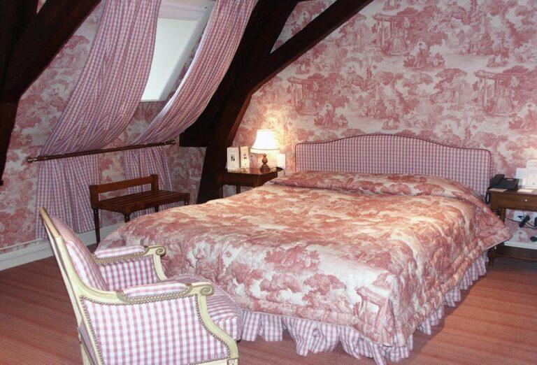 la-chartreuse-du-val-saint-esprit-1lieu1salle-hotel-restaurant-suite.jpg