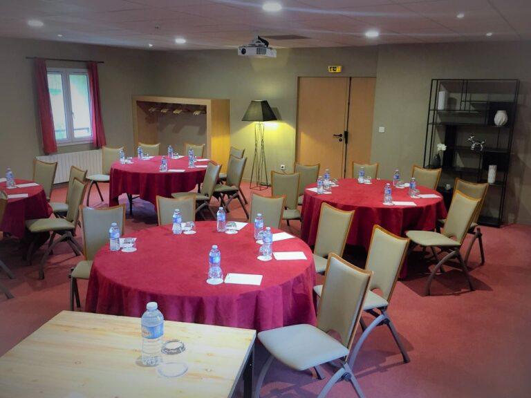 la-ferme-du-manet-1lieu1salle-events.jpg