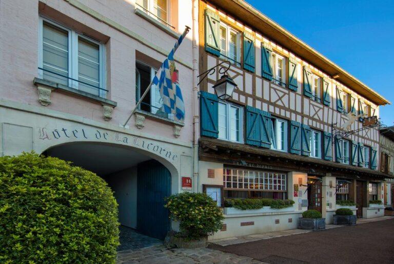 la-licorne-hotel-restaurant-1lieu1salle-convention-seminaire.jpg