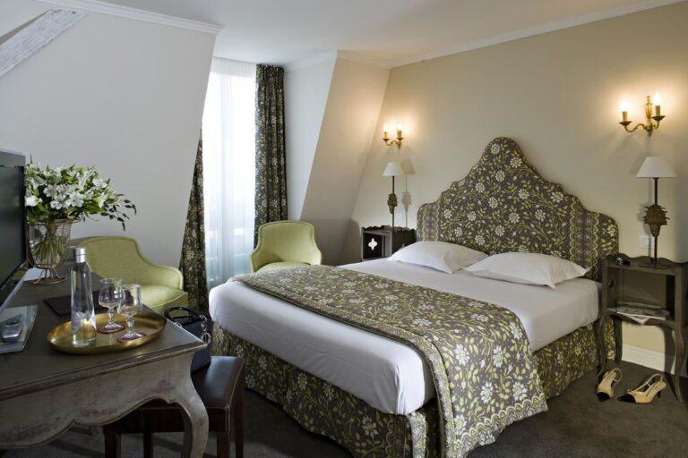 la-villa-d-est-1lieu1salle-hotel.jpg