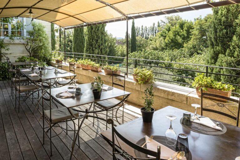 le-chateau-de-mazan-1lieu1salle-restaurant.jpg