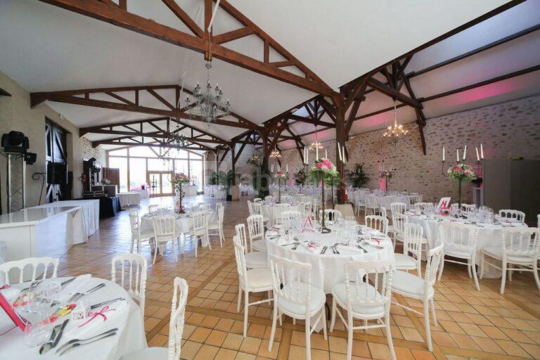 le-domaine-de-brunel-la-bergerie-1lieu1salle.jpg
