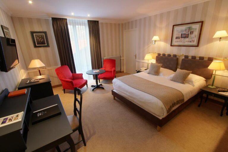 le-grand-hotel-et-spa-1lieu1salle-chambre.jpg