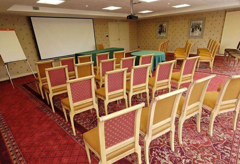 le-grand-hotel-et-spa-1lieu1salle-reunion.jpg