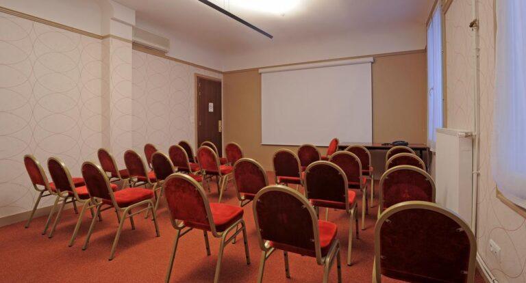 le-grand-hotel-tours-1lieu1salle-hotel-restaurant-salle-de-conference.jpg