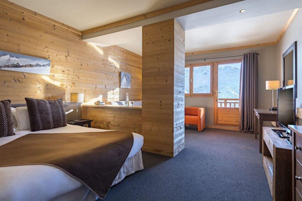 le-kaya-1lieu1salle-evenements-chambre.jpg