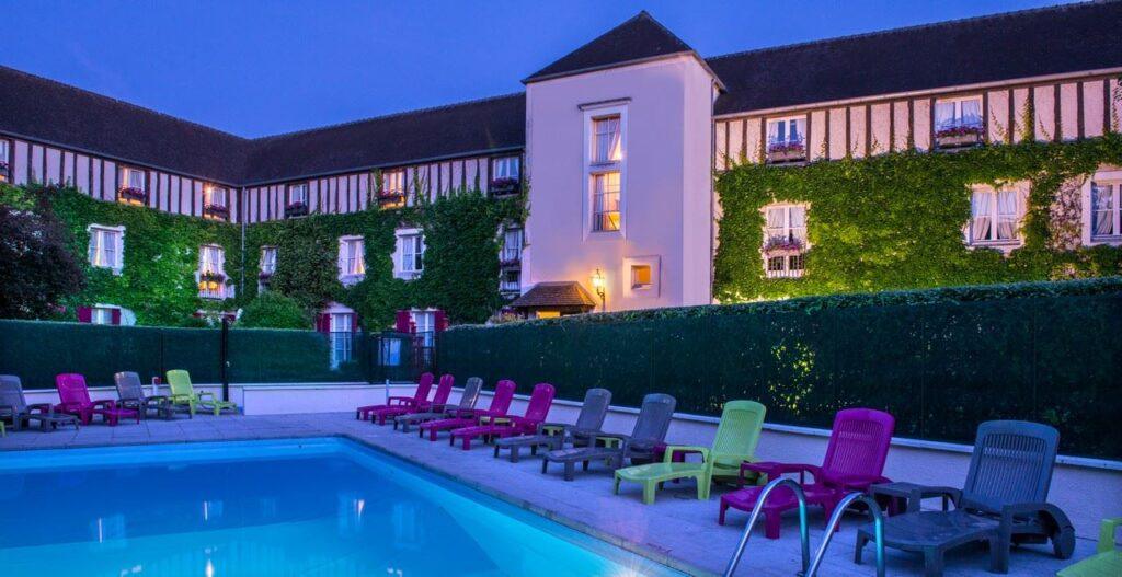le-manoir-de-gressy-1lieu1salle-piscine.jpg