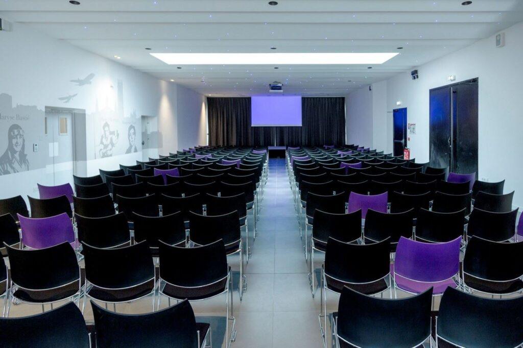 le-manoir-du-prince-1lieu1salle-conference-1.jpg