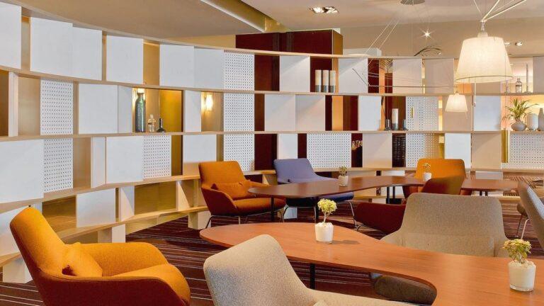 le-meridien-beach-plaza-1lieu1salle-hotel-restaurant-salle-detente.jpg