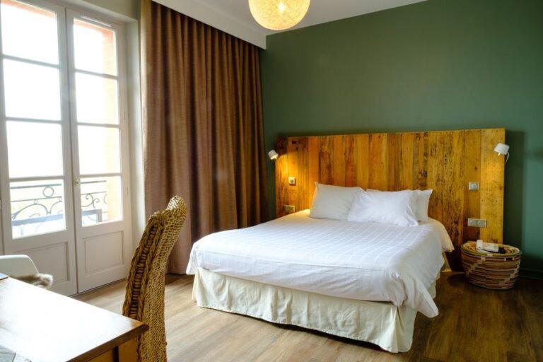 le-moulin-de-moissac-1lieu1salle-hotel-restaurant-chambre.jpg
