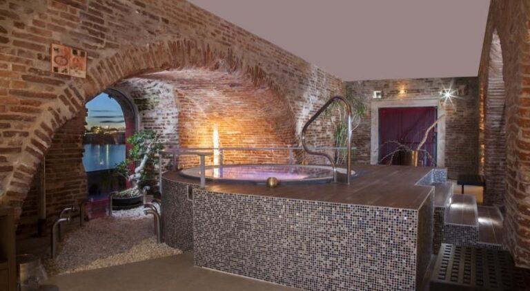 le-moulin-de-moissac-1lieu1salle-hotel-restaurant-jacuzzi2.jpg
