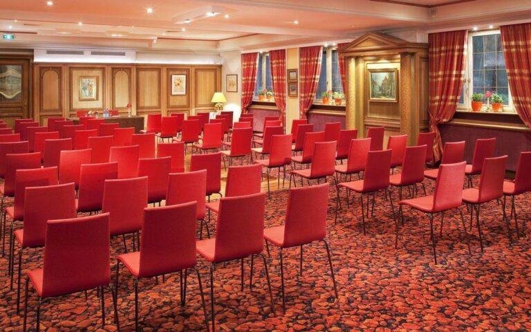 le-parc-hotel-obernai-1lieu1salle-salle-de-seminaire.jpg