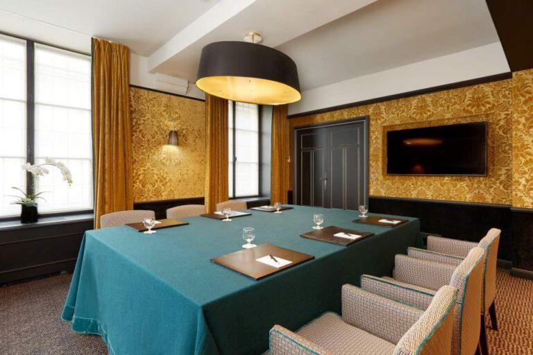 le-pavillon-de-la-reine-1lieu1salle-hotel-restaurant-seminaire-conventions.jpg