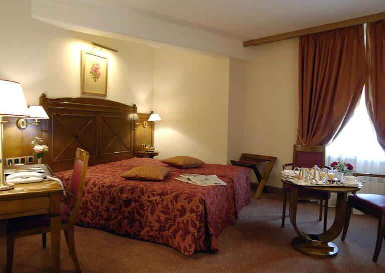 le-rempart-1lieu1salle-chambre2.jpg