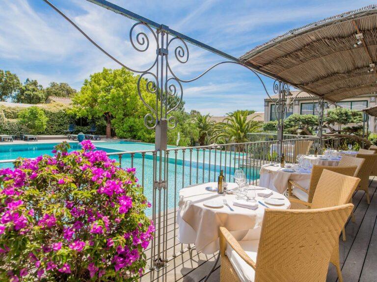 le-roi-theodore-1lieu1salle-hotel-restaurant-meeting-booking-seminaires.jpg