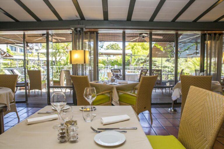 le-roi-theodore-1lieu1salle-hotel-restaurant-meeting-conference.jpg
