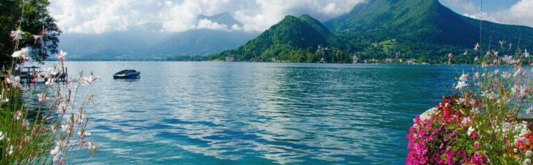 les-balcons-du-lac-d-annecy-1lieu1salle-vue.jpg