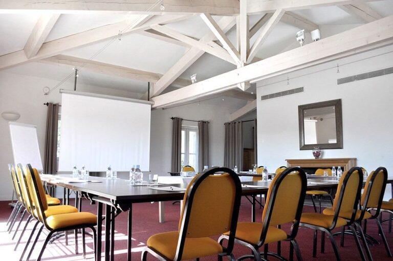 les-domaines-de-saint-endreol-golf-et-spa-resort-1lieu1salle-hotel-restaurant-convention.jpg