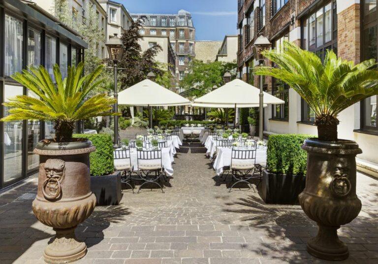 les-jardins-du-marais-1lieu1salle-hotel-restaurant-conference.jpg