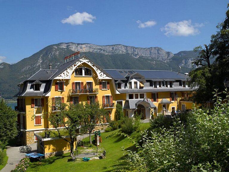 les-tresoms-lake-and-spa-resort-1lieu1salle-hotel-restaurant-reunions.jpg