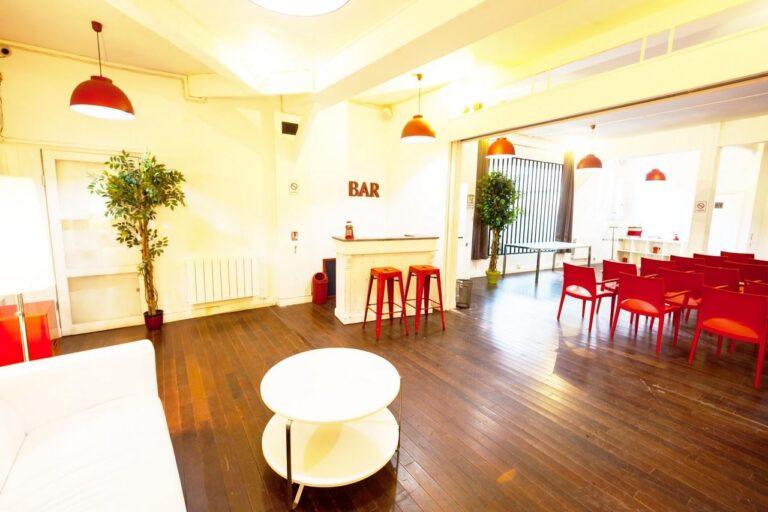 loft-roquette-1lieu1salle-reunion-bar.jpg
