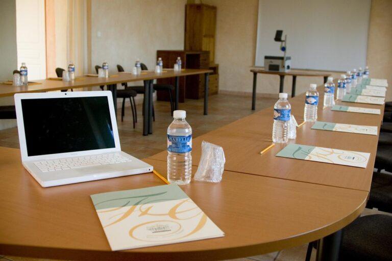 manoir-hotel-des-indes-1lieu1salle-seminaire-restaurant-seminaire-meeting.jpg
