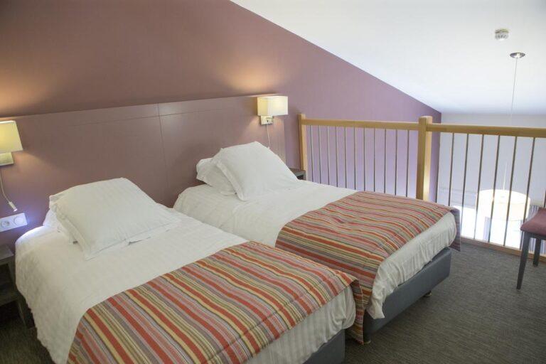 mercure-aix-en-provence-sainte-victoire-1lieu1salle-hooel-restaurant-congres-conference-chambre.jpg